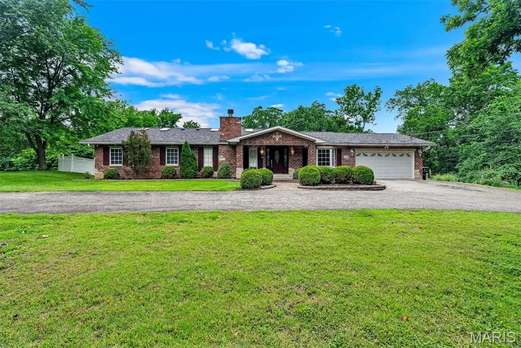 2695 E Rock Creek RD, Arnold, MO 63010