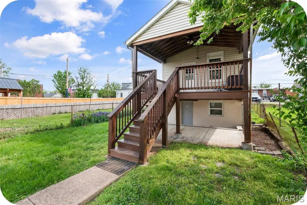 5226 Elizabeth AVE, St Louis, MO 63110