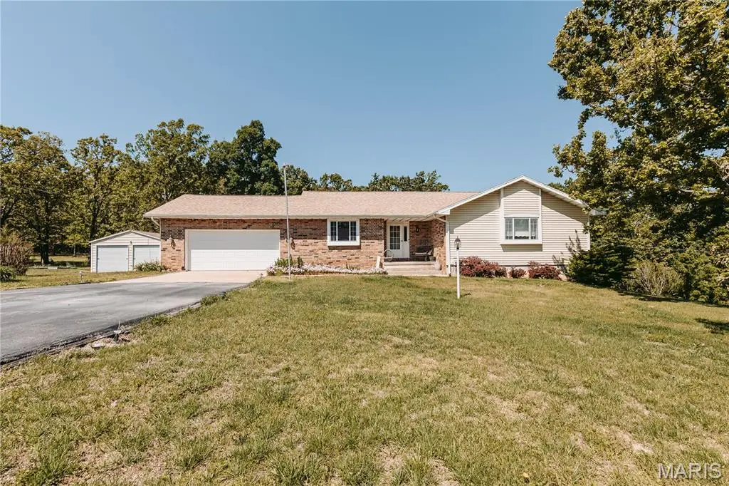 26225 Rambling LN, Richland, MO 65556