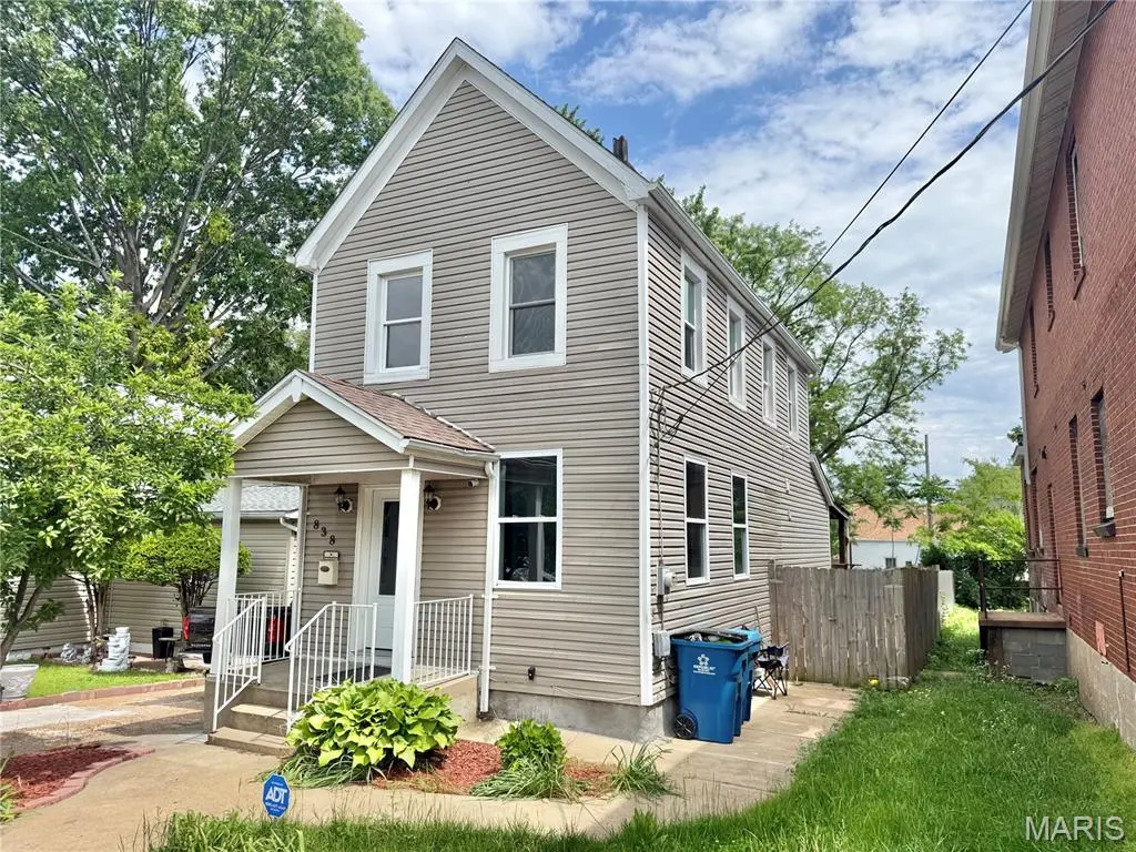 838 Wachtel AVE, St Louis, MO 63125
