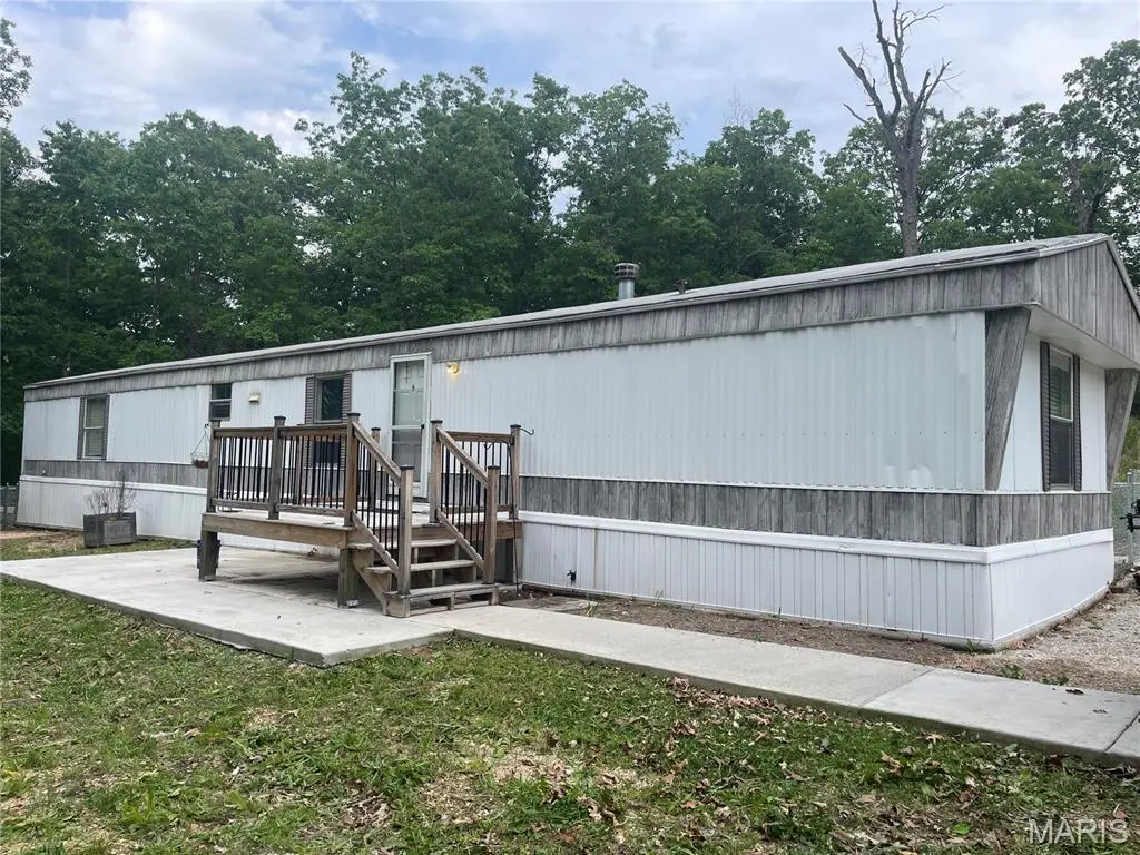 2899 Highway K, St Clair, MO 63077