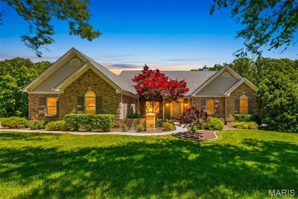 3228 Green Trails CT, Wentzville, MO 63385