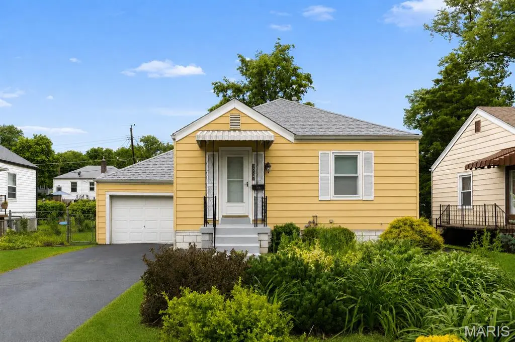 3557 Saint Joachim LN, St Ann, MO 63074