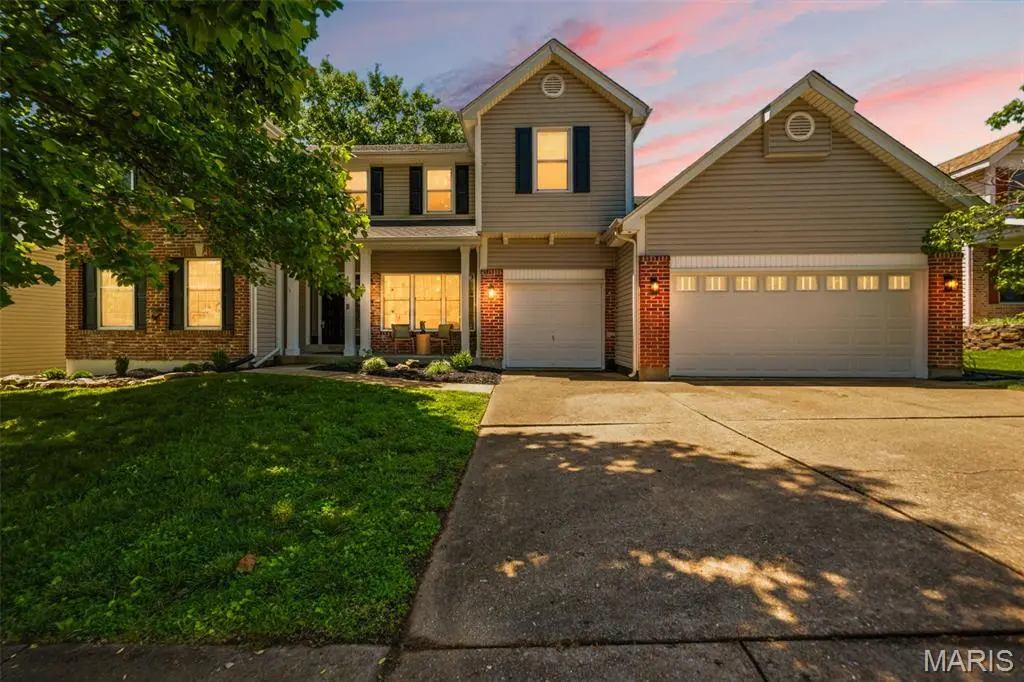 107 Watercrest CT, Grover, MO 63040