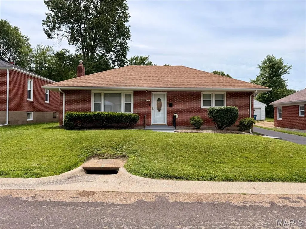 9010 Trefore AVE, Berkeley, MO 63134