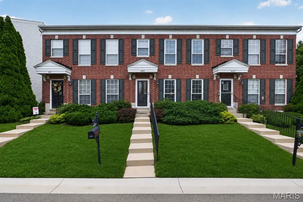 409 Parkview Place DR, Ellisville, MO 63021