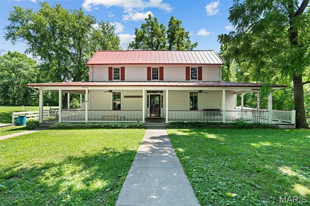 1748 Spreckelmeyer RD, Berger, MO 63014