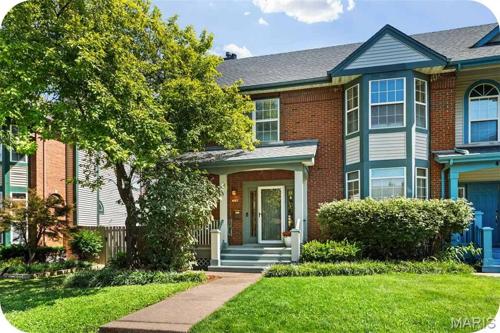 4157 Westminster PL, St Louis, MO 63108