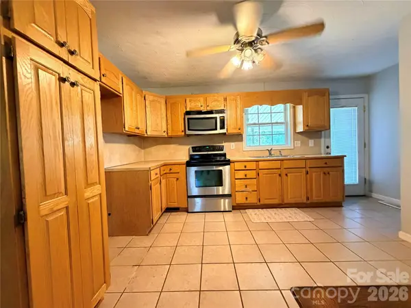 2184 Lynn Mountain RD, Vale, NC 28168