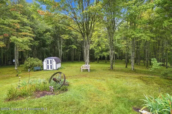 48 Farm RD, Susquehanna, PA 18847