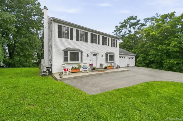 20 Cary RD, Hyde Park, NY 12538