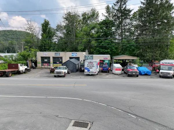 691 W Main ST, Hancock, NY 13783
