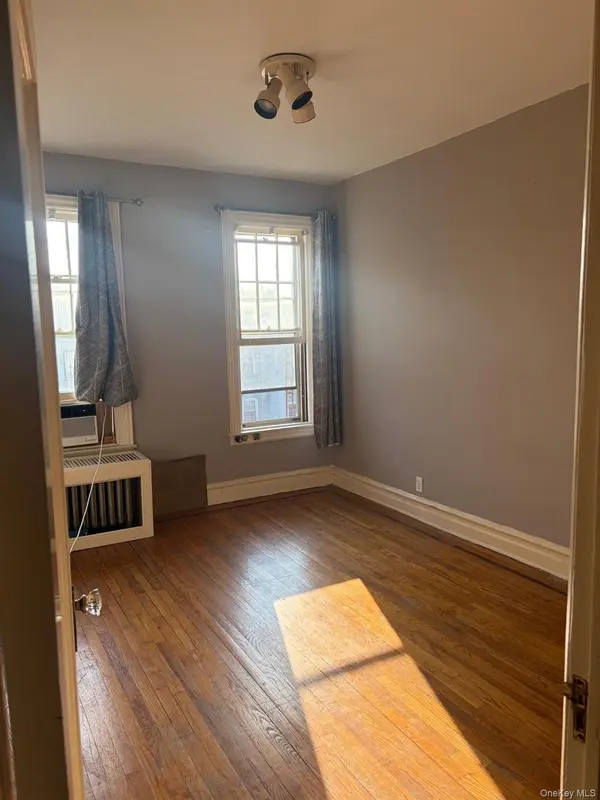3134 79th ST, East Elmhurst, NY 11370