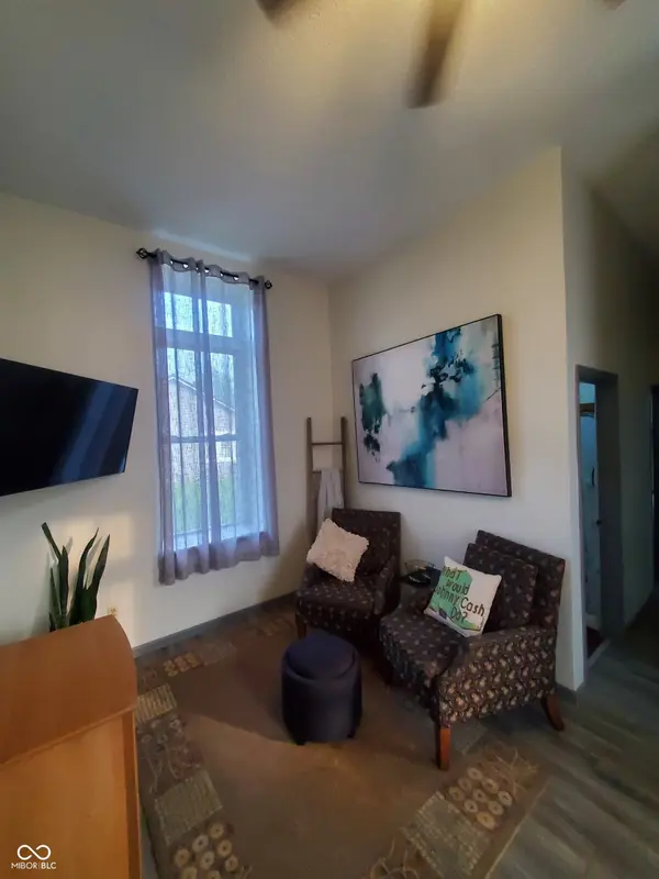 401 E Jefferson ST, Saint Paul, IN 47272