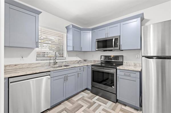 2539 W UNION ST, Tampa, FL 33607
