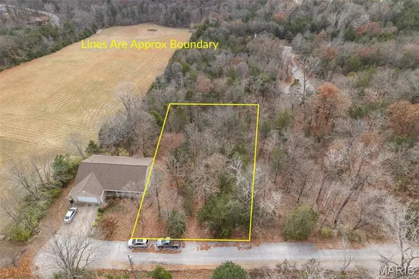 5944 Whippoorwill Dr., Hillsboro, MO 63050