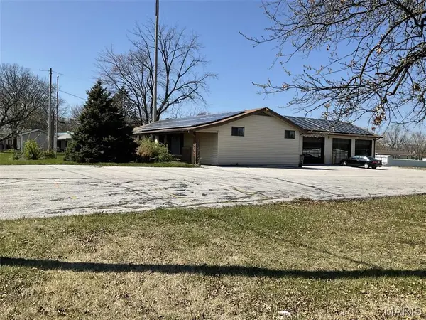 803-807 E Terra LN, O'fallon, MO 63366