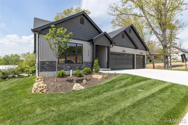 1517 Louisiana DR, Herculaneum, MO 63048