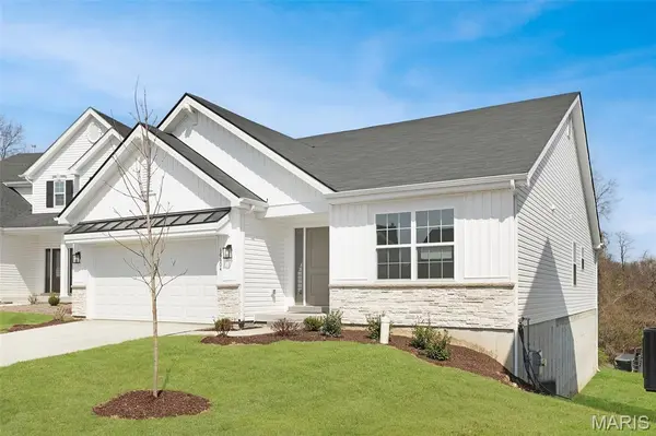 16804 River Stone DR, Florissant, MO 63031