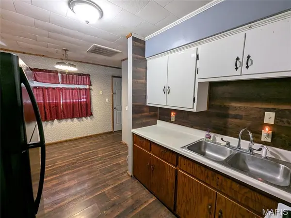 303 N Main ST, Campbell, MO 63933