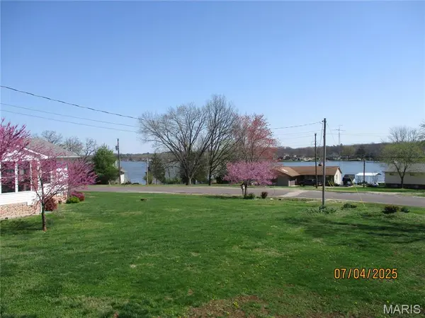 1653 Lakeshore DR, Cuba, MO 65453