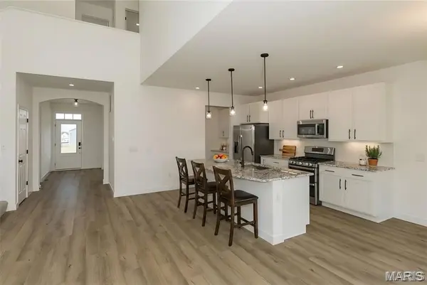 157 Cardow DR, O'fallon, MO 63368
