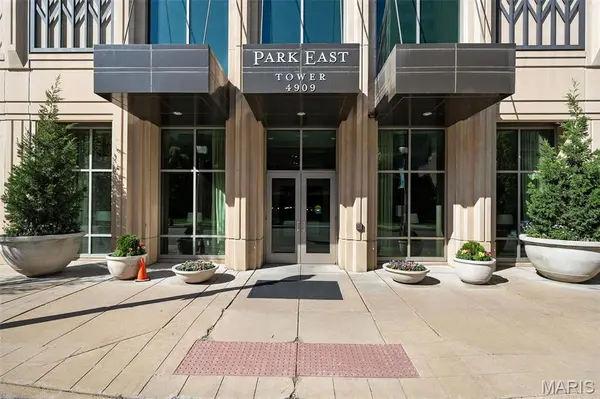 4909 Laclede AVE #805, St Louis, MO 63108