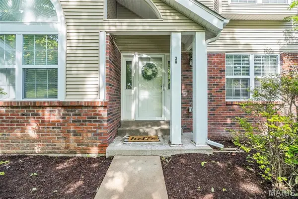38 Trailside CT #3, St Charles, MO 63303