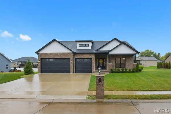 8748 Wendell Creek DR, St Jacob, IL 62281
