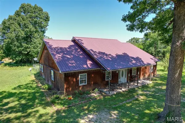9753 State Highway CC, Niangua, MO 65713