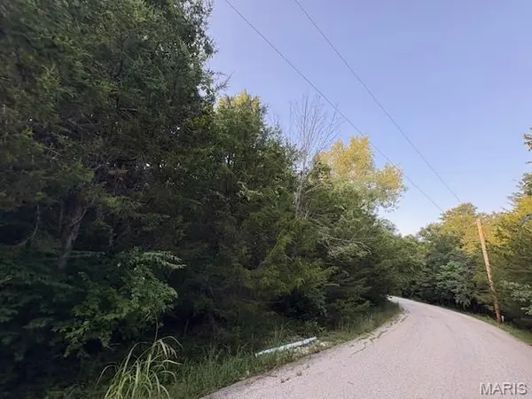 5665 Forest DR, Hillsboro, MO 63050