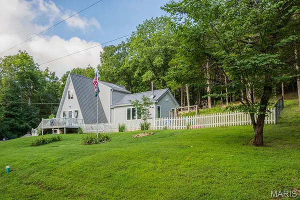 19 Hermit Hollow DR, Labadie, MO 63055