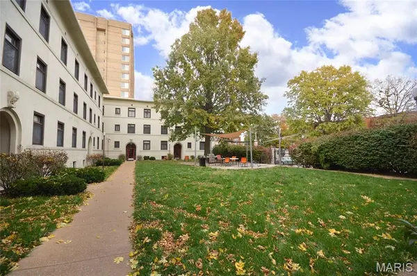 603 Westgate AVE #603C, St Louis, MO 63130