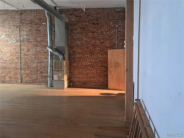 1319 Washington AVE, St Louis, MO 63103