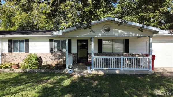 301 Roberts ST, Iberia, MO 65486