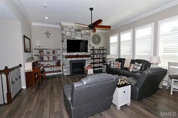 494 Cambridge Manor DR, Wentzville, MO 63385