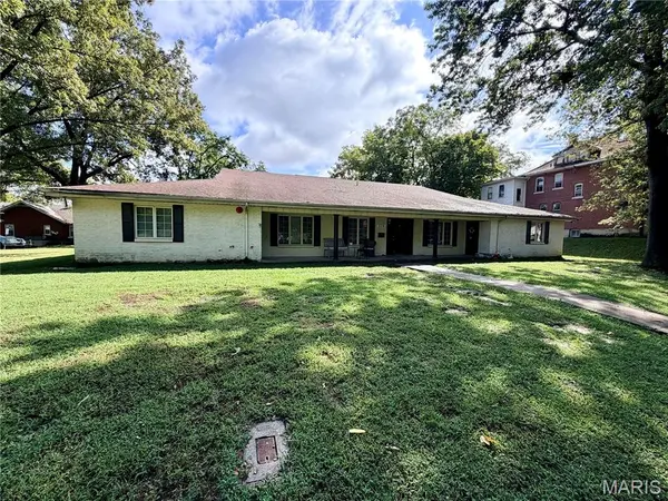 224 N Frederick ST, Cape Girardeau, MO 63701