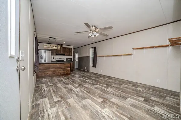 5004 State Road BB, Montreal, MO 65591