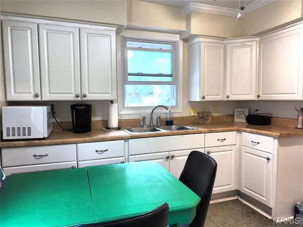 1310 S Florissant RD, Cool Valley, MO 63121