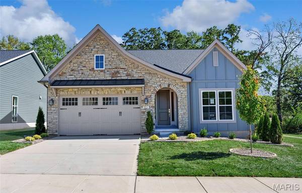 9411 Gates Manor CT, Sunset Hills, MO 63126