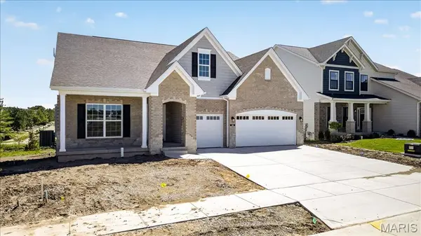 116 Sterling DR, Lake St Louis, MO 63367
