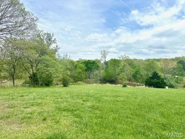 18868 Chickadee DR, Marble Hill, MO 63764