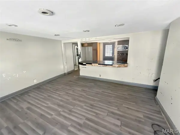 1749 Sinnott CIR, Independence, MO 64050