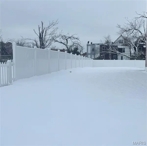 4427 Greer AVE, St Louis, MO 63115