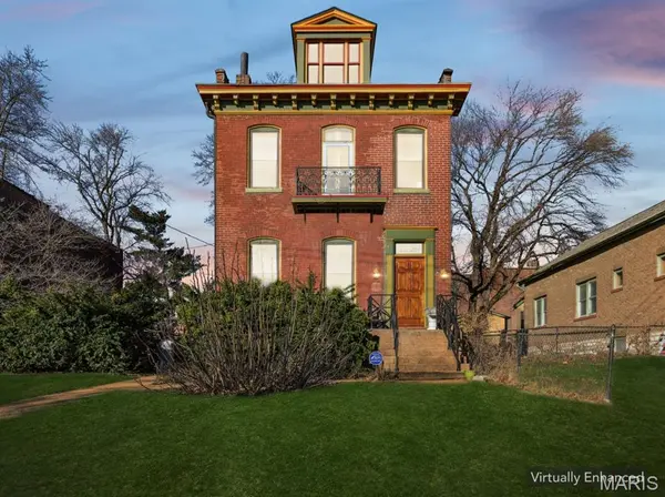 3759 Kosciusko ST, St Louis, MO 63118