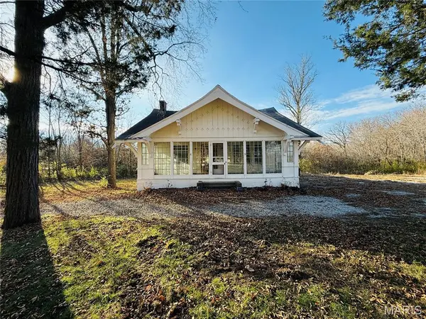 9305 Us Highway 51,  Ashley,  IL 62808