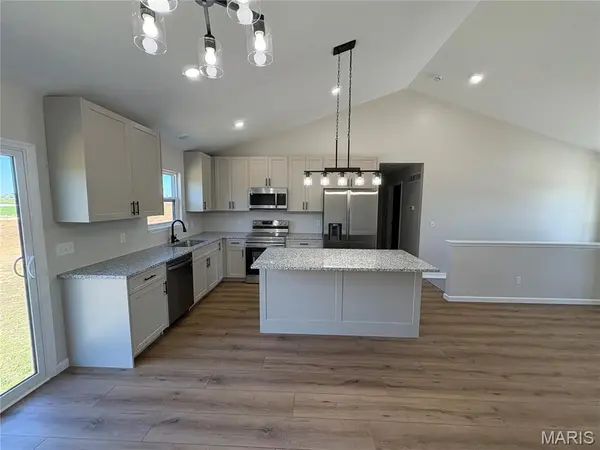 28881 Pendleton Plant RD, Warrenton, MO 63383