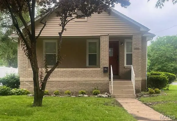 1100 27th ST, Granite City, IL 62040