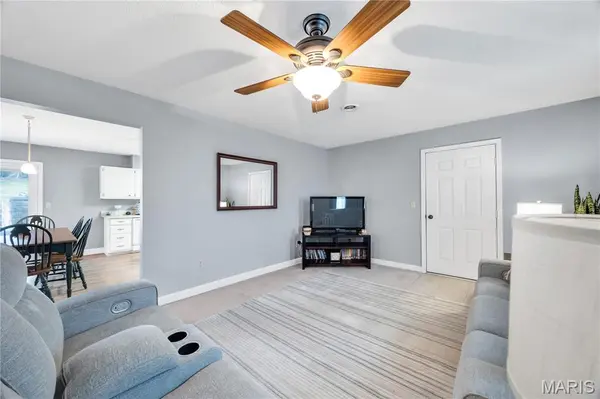 128 E 11th ST, Hermann, MO 65041