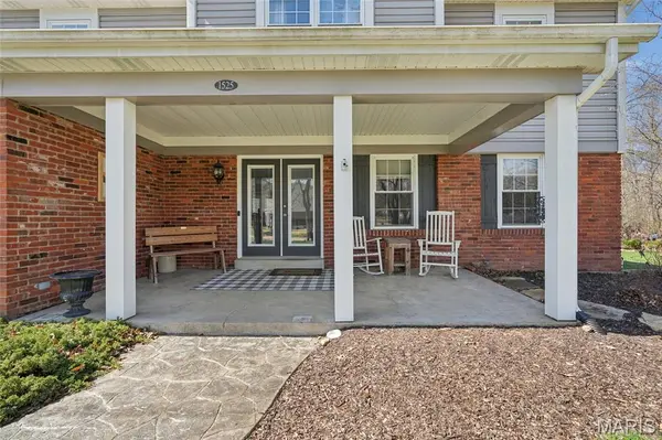 1525 Virginia DR, Ellisville, MO 63011